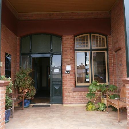 Хостел Launceston Backpackers Экстерьер фото
