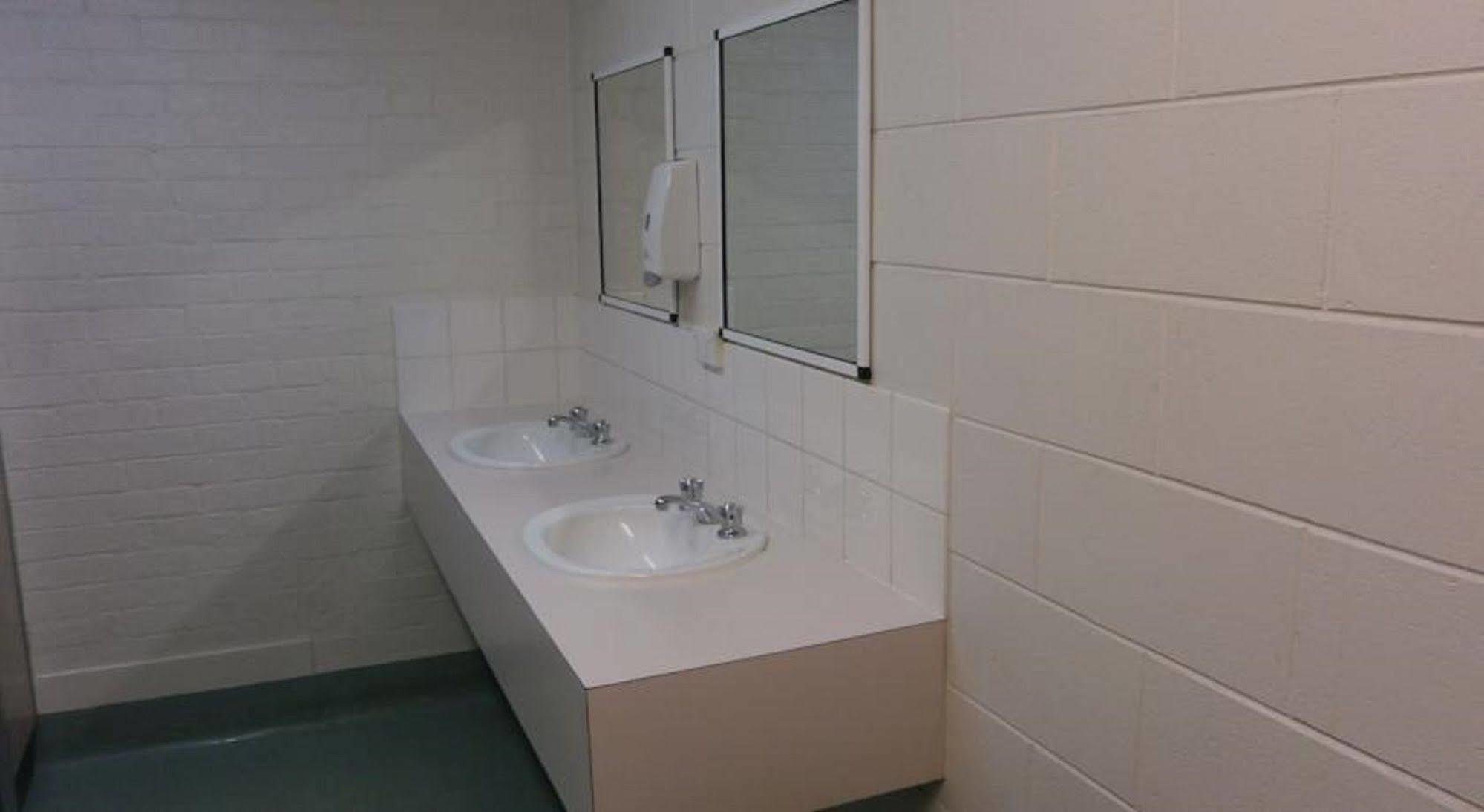 Хостел Launceston Backpackers Экстерьер фото